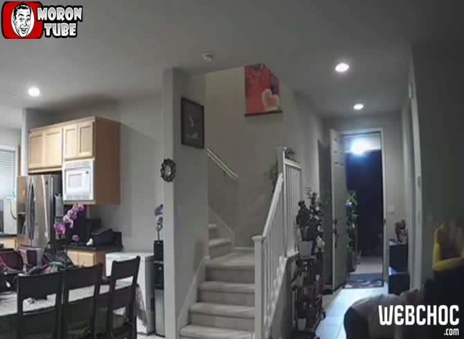 Video :He attempts to enter a stranger's house, but sadly, they are armed